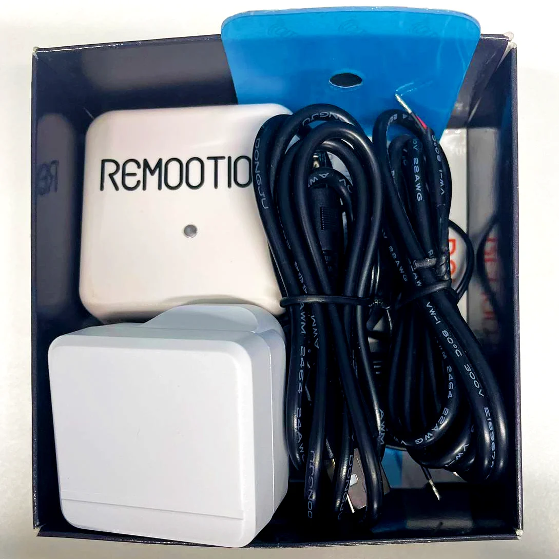 Remootio 3 Smart Garage Door Controller Wi Fi and Bluetooth